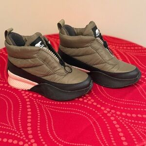 Sorel Olive and Black Quilted High-Tops